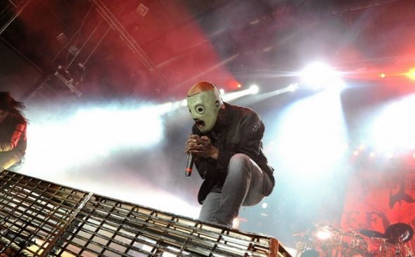 „Bye, bye, b*tch” – Corey Taylor wyrzuca fana z koncertu