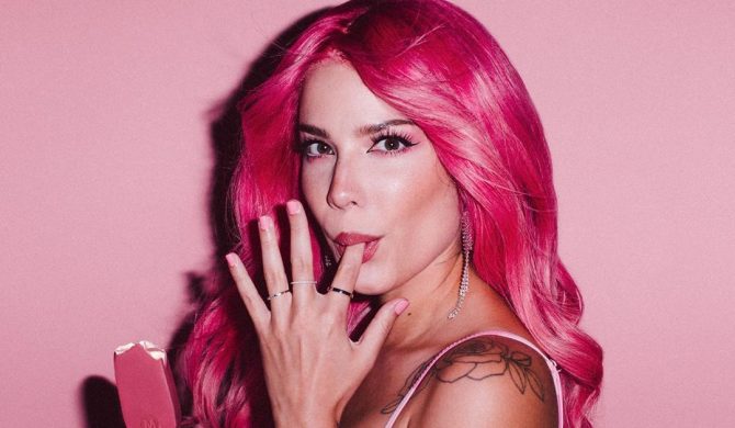 Halsey krytykuje Grammy. Jej zdaniem nominacje to kwestia znajomości i łapówek