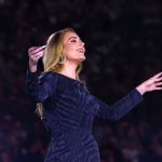 Adele zeszła ze sceny. Wcześniej jednak skomentowała trasę koncertową Taylor Swift