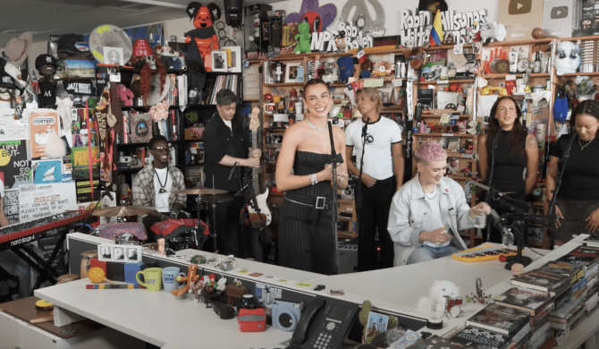 Dua Lipa z kameralnym występem dla Tiny Desk