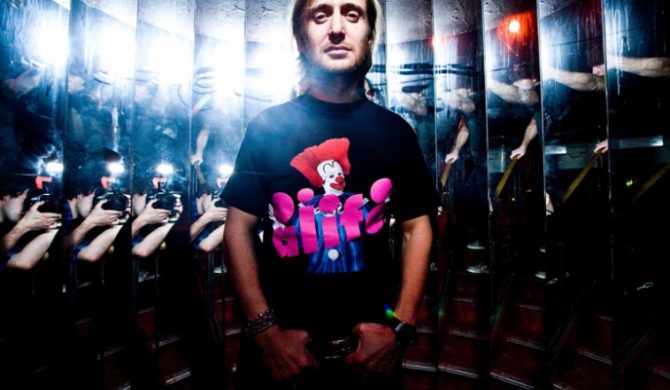 David Guetta nagra z U2?