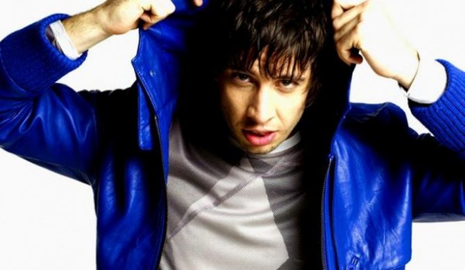 UK Charts: Example triumfuje