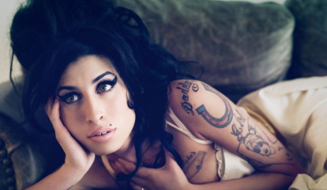 Alkohol zabił Amy Winehouse