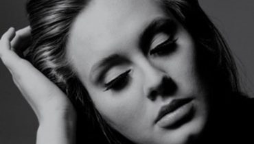 Adele: Gadulstwo przyczyną choroby