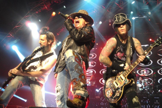 Guns N` Roses rodem z „Gwiezdnych Wojen”