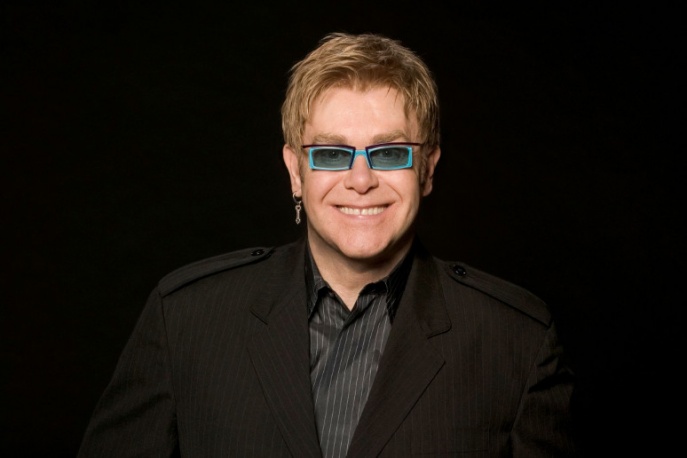 Elton John – „Home Again” (wideo)