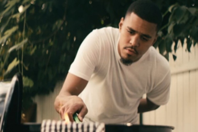 J. Cole – „Crooked Smile|” feat. TLC (wideo)