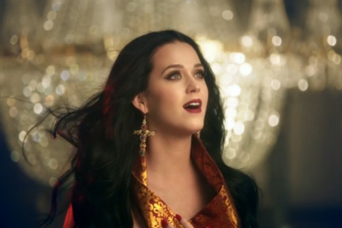 Katy Perry – „Unconditionally” (wideo)