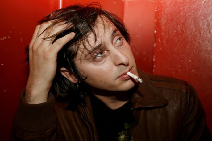 Carl Barât w teatrze