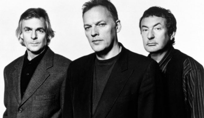 „Surfacing” – nowy klip Pink Floyd