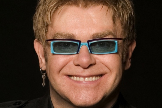 Elton Jon w końcu adoptuje?