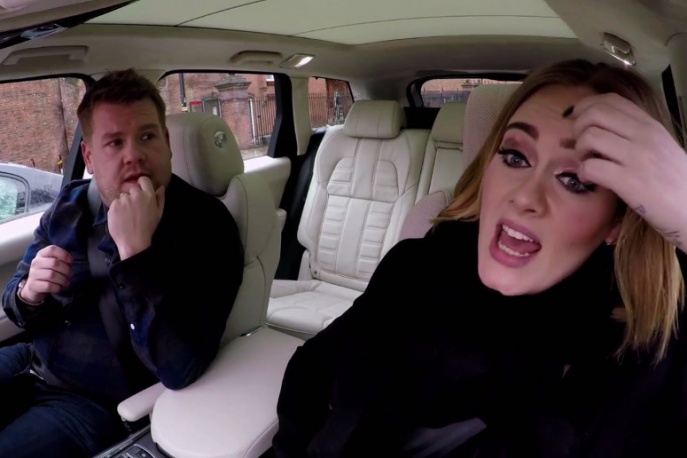 Carpool Karaoke z Adele. Wokalistka śpiewa piosenkę Spice Girls i rapuje zwrotkę Nicki Minaj