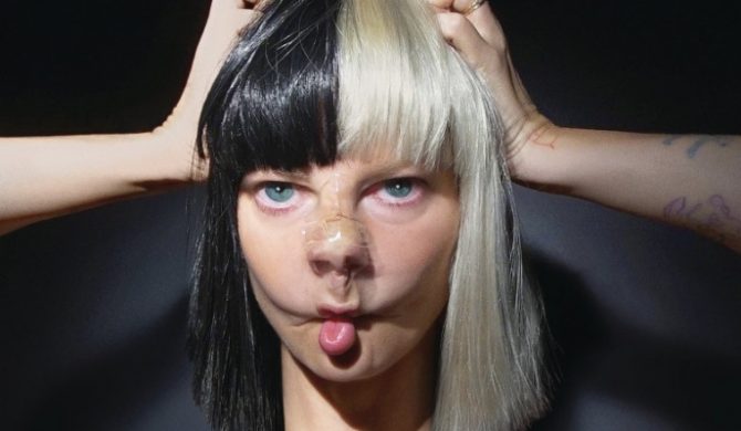 Sia prezentuje „Unstoppable”