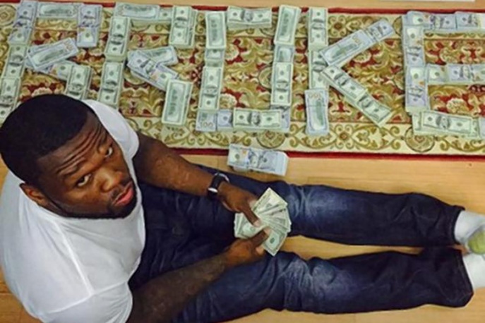 50 Cent jednak jest biedny, ale chwali się sztucznymi pieniędzmi, bo tego chcą jego fani