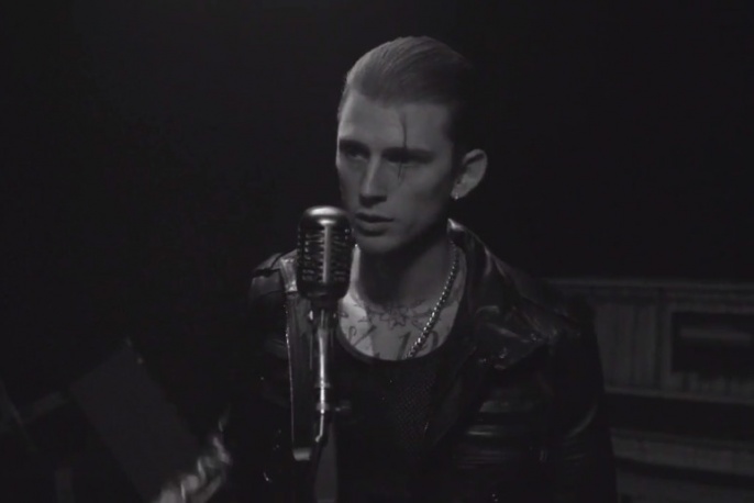 Machine Gun Kelly w niecodziennym duecie z wokalistką Halestorm (wideo)