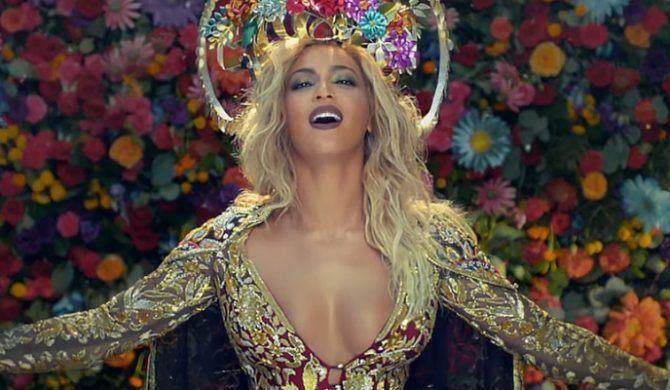 Beyonce i Coldplay w Indiach – nowy klip