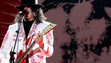 Jack White uderzył koleżankę z zespołu