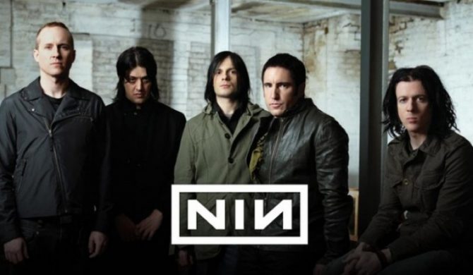 Nine Inch Nails wyprzedaje