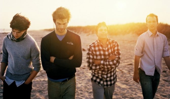 Klip na dzień: Vampire Weekend – „Giving Up The Gun”