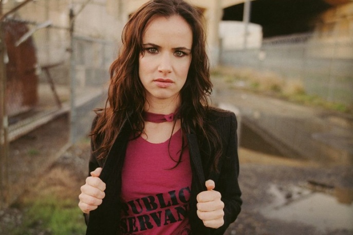 Teledysk: Juliette Lewis – „Uh Huh”