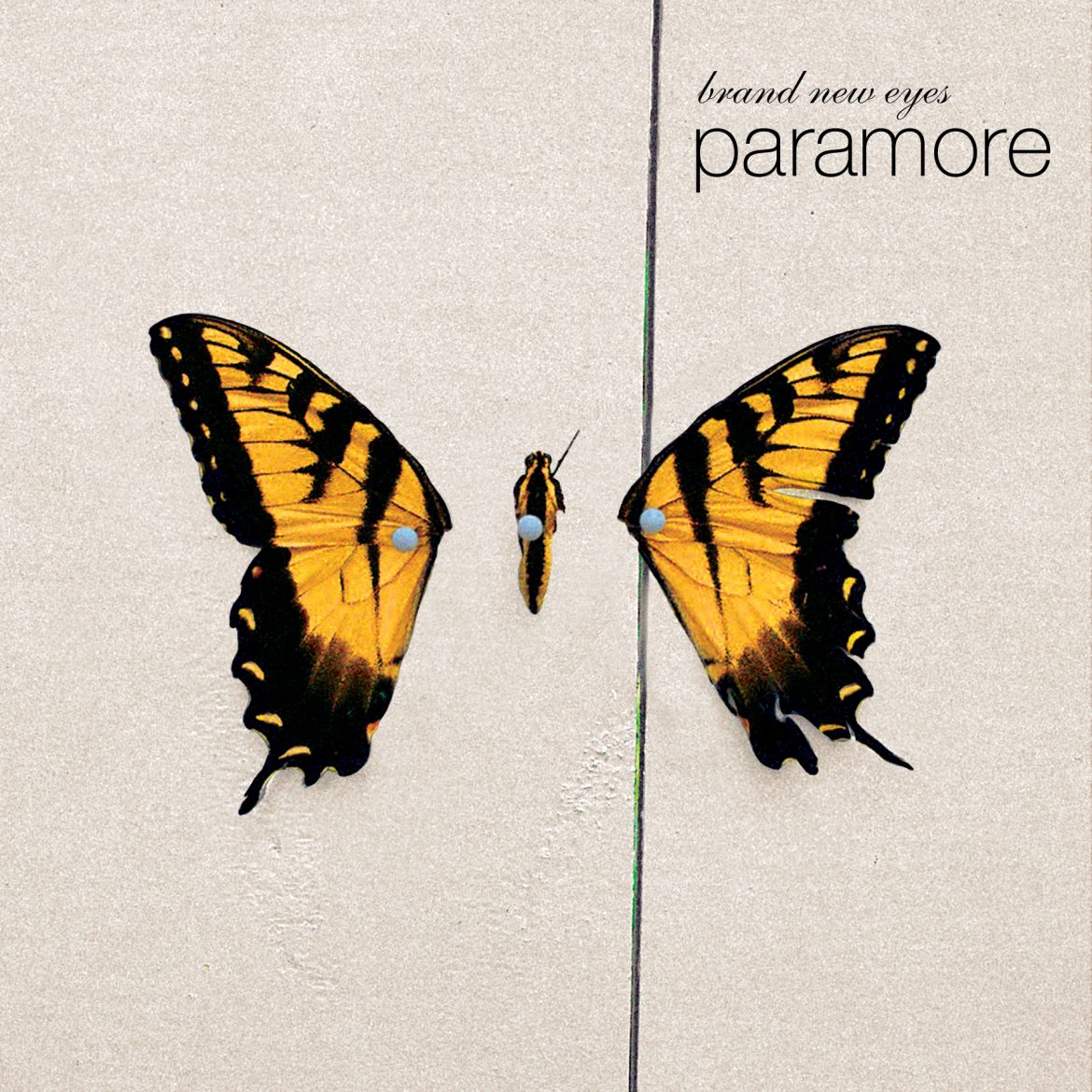 PARAMORE – „Brand New Eyes”