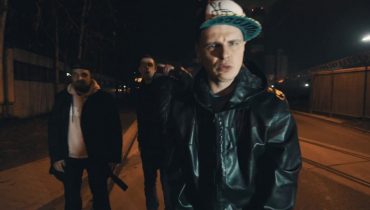 Kamel x Juicy – „Ostatni” ft. Oxon, Abel (wideo)