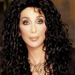 Cher pisze o zamachu w Stambule i używa emoji z bombą. Za chwilę przeprasza