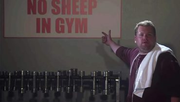 James Corden nagrał parodię klipu „Fade” Kanye Westa
