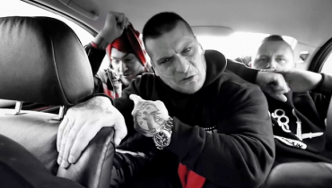 Gang Albanii z płynem do e-papierosów