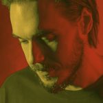 Piotr Rogucki w nowym utworze Miuosha