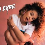 Ella Eyre headlinerem Blue Night