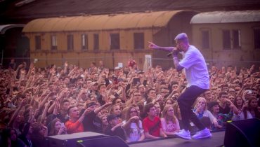 TIDAL podsumowuje wakacje. Czego słuchali Polacy?