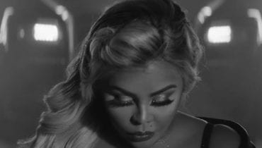 Zamieszanie wokół okładki Lil Kim. Raperka się odcina, fotograf przekonuje, że zrobił tak, jak chciała