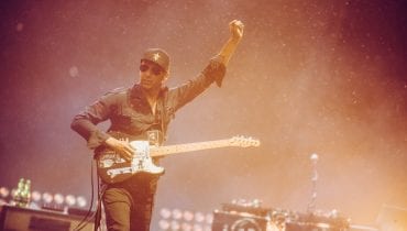 Kobieta stwierdziła, że hit RATM jest o buncie przeciw szczepieniom. Tom Morello musiał wyprowadzić ją z błędu