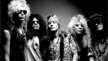 Klip Guns N’ Roses czekał prawie 30 lat na premierę. Wreszcie jest!