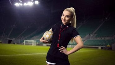 Cleo przerabia swój wielki hit. Kibicujemy i słuchamy!