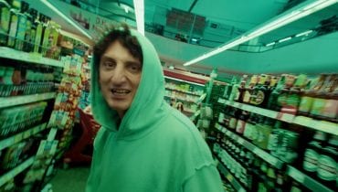 Kosi: „Nie podoba mi się jak n***any typ w odzieży patriotycznej klnie na Araba, bo mu się Hindus z Arabem pomylił”