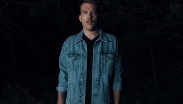 Flint jako Nowak vel Nowaczyński – „Na afterze” – nowy numer i klip