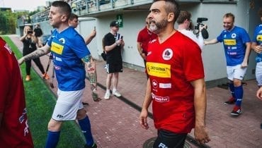 Raperzy ponownie zagrają w piłkę z komikami. Znamy składy drużyn