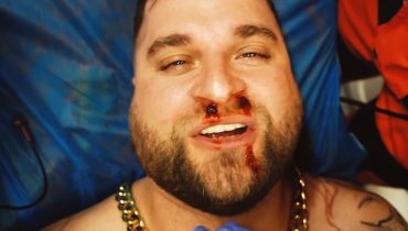 Książę Kapota i Ronnie Ferrari – „Daj mi ten koks” – nowy numer i klip