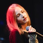 Klaudia Szafrańska (Xxanaxx) w klipie do Pawbeatsa