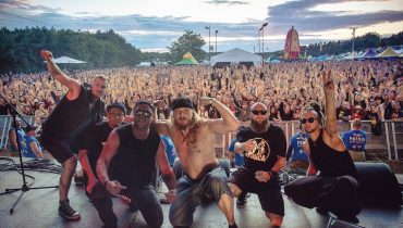 Nullizmatyka wydaje koncert z Pol’and’Rock Festivalu. Śliśle limitowany nakład i niespodzianka – petarda
