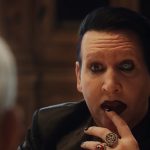 Alice Cooper porównuje oskarżenia Marilyna Mansona do oskarżeń Johnny’ego Deepa