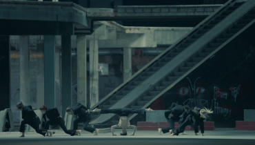 BTS z imponującym klipem do kawałka „Black Swan”