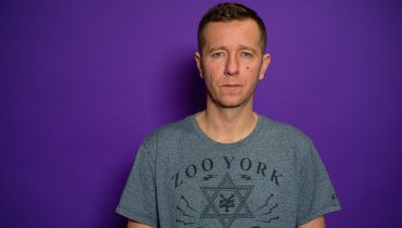 Jędker zachęca fanów do noszenia masek