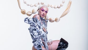 Brazylijska drag queen nagrała album w trzech językach