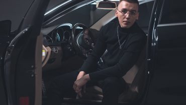 Posłuchaj Proseko, nowego rapera w barwach Sony Music Polska