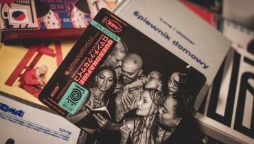 OLiS: Quebonafide zdetronizowany
