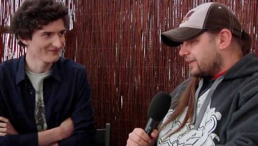 O które piosenki z debiutanckiej płyty Dawid Podsiadło musiał walczyć z producentem?