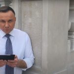 Młodzi odpowiadają na słowa prezydenta: Znam piosenki Krawczyka lepiej niż ty konstytucję